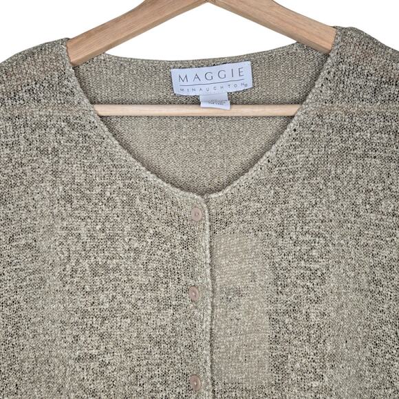 Maggie McNaughton Gold Button Front Top, Size 2X – Elegant Layering Piece [0028] - Picture 4 of 8